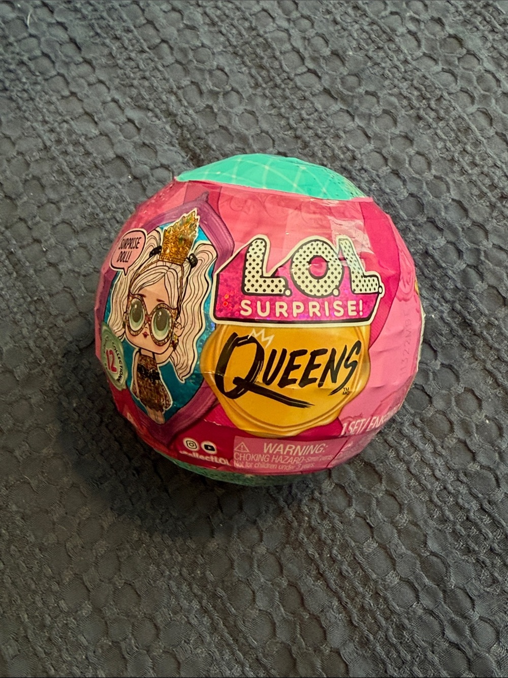 5/$25 LOL Dolls Surprise Queens